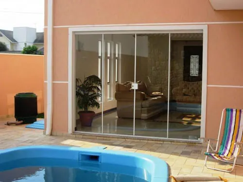 Portas de Vidro em São Vicente – foto 4 – Vidro Reis Vidraçaria