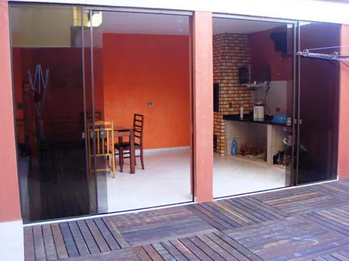 Portas de Vidro em São Vicente – foto 6 – Vidro Reis Vidraçaria